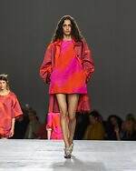 ドリス ヴァン ノッテン 2026年春夏コレクション - 気ままな波の戯れ｜写真46