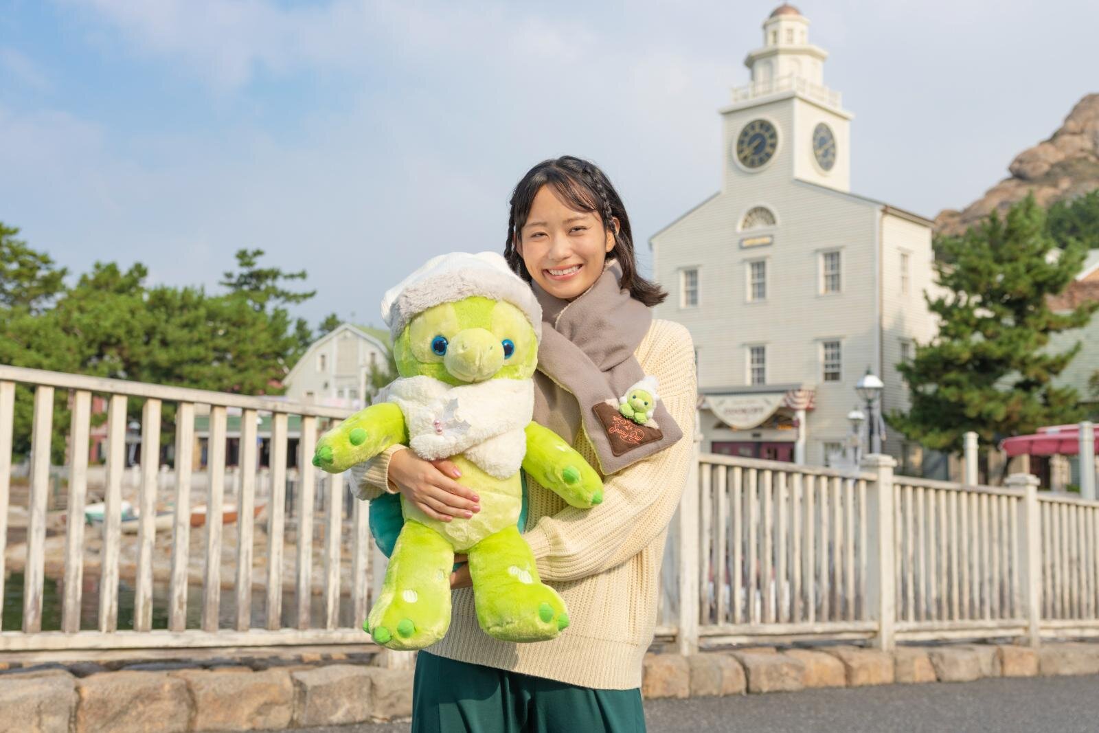 ダッフィー＆フレンズ“雪遊び”モチーフのグッズ・メニュー、雪だるまのぬいぐるみチャームなど｜写真42