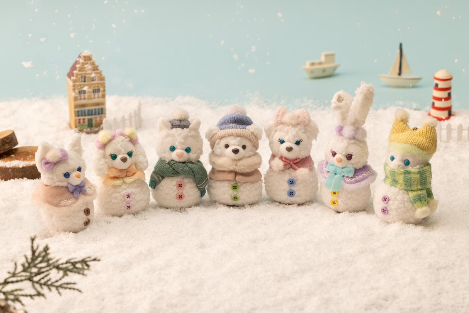 雪だるま ぬいぐるみチャーム 各2,300円