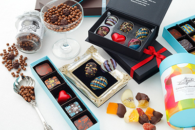 コンパーテス ショコラティエからバレンタインチョコレート登場 - スカルの形のチョコなど