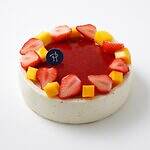 ピエール・エルメ・パリ“深海”着想クリスマスケーキ25年、バラやライチ香る珊瑚モチーフのケーキなど｜写真5