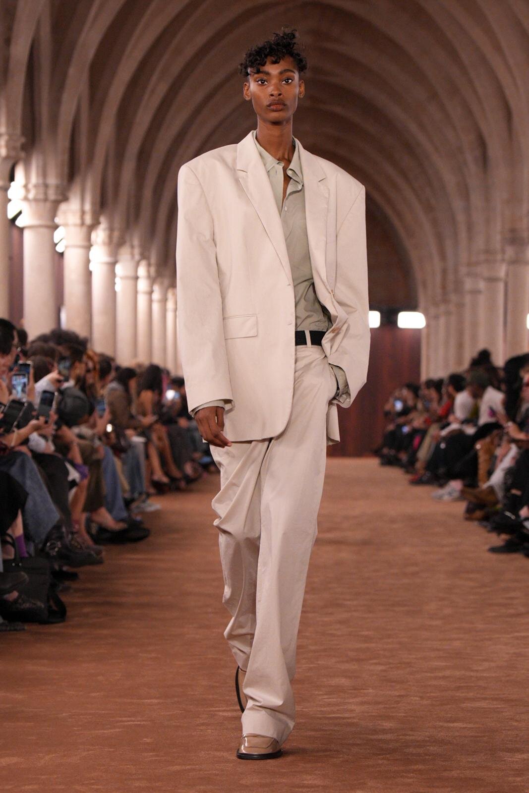 アクネ ストゥディオズ 2026年春夏<span>コレクション</span> - 写真6