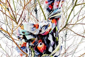 パリの新進ストールブランド「エピス」がアジア初の旗艦店を東京・青山にオープン