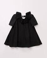 カナコ タムラ×フェルメリスト ビームス、スズラン柄刺繍レースのデニムドレスやサテン巾着バッグ｜写真1