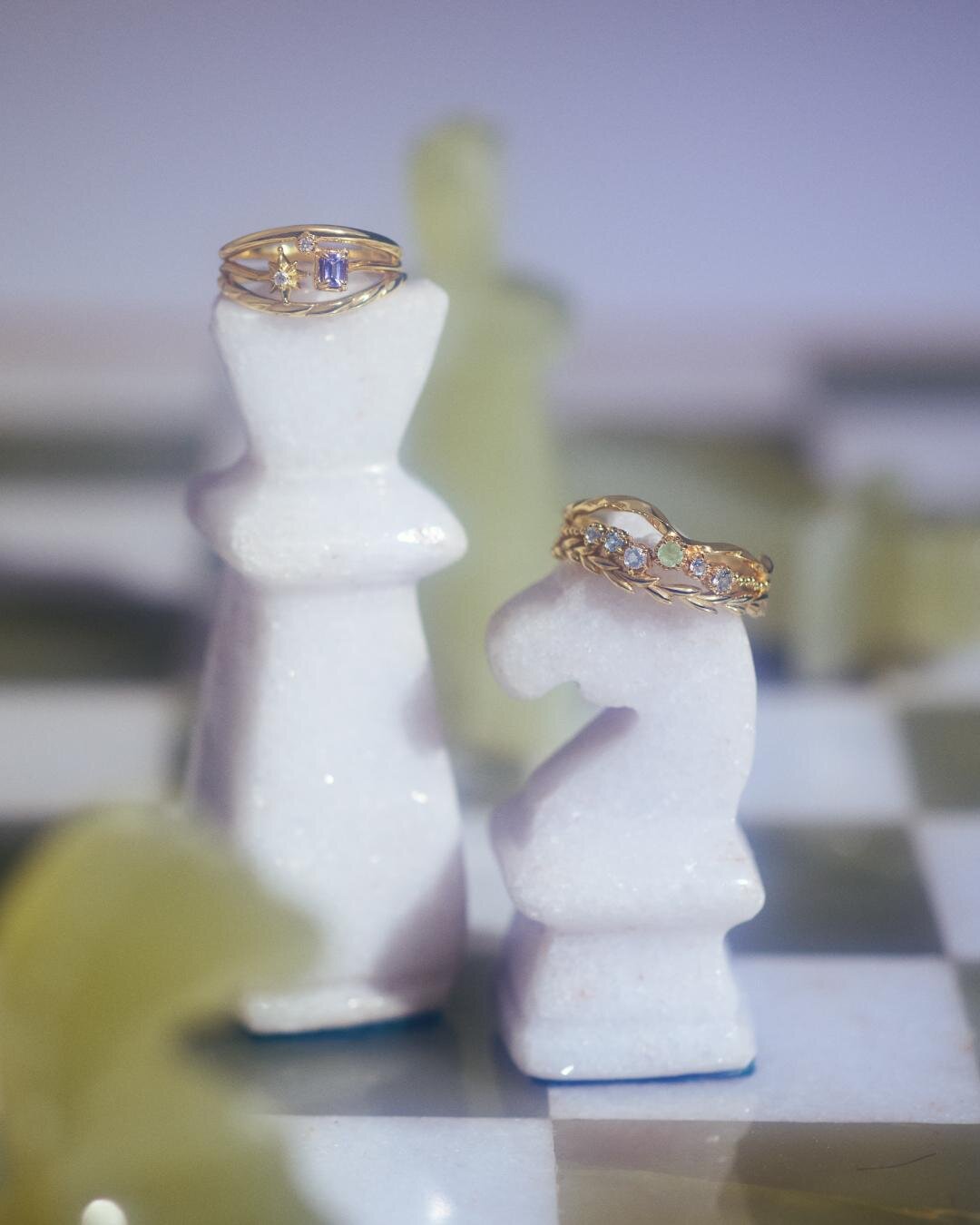 ノジェス25年冬ジュエリー、桃色天然石のリング&"アイリスの花"着想ネックレス｜写真4
