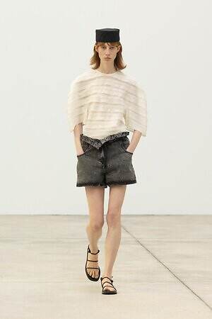 クリスチャン ワイナンツ(christian wijnants) 2026年春夏ウィメンズコレクション  - 写真9