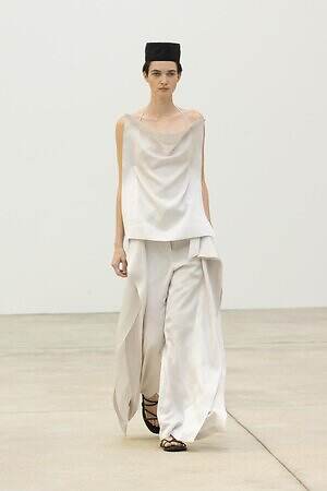 クリスチャン ワイナンツ(christian wijnants) 2026年春夏ウィメンズコレクション  - 写真23