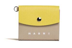 マルニ“長く愛用できる”日本製ミニ財布、ポップなツートンカラーのフラップ式