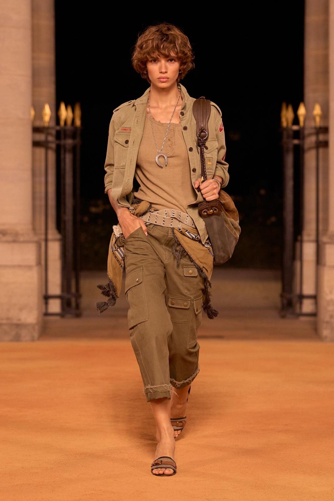 イザベル マラン 2026年春夏コレクション - 冒険の記憶を刻んだ服｜写真1