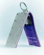 ラブクロム×ユナイテッドアローズ ビューティ、美髪コーム＆スタッズ付きスエードケースの限定セット｜写真2