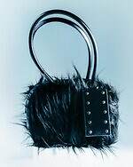 ラブクロム×ユナイテッドアローズ ビューティ、美髪コーム＆スタッズ付きスエードケースの限定セット｜写真5