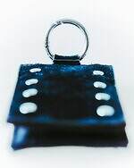 ラブクロム×ユナイテッドアローズ ビューティ、美髪コーム＆スタッズ付きスエードケースの限定セット｜写真3