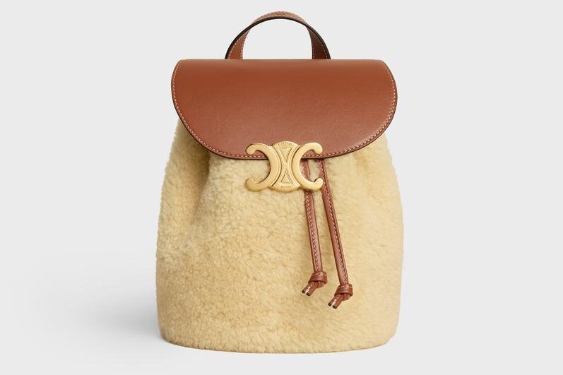 セリーヌ“ふわふわファー”のホーボーバッグ＆バックパック、ゴールドのトリオンフ付き