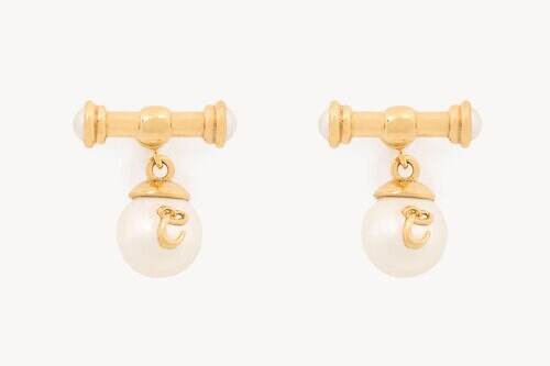 クロエのパールジュエリー、パールが揺れる"Tバー”イヤリングやチェーンネックレス