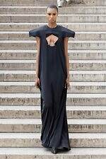 リック・オウエンス 2026年春夏ウィメンズ - 身体性を浮き彫りに｜写真12