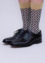 キワンダキワンダ“ポップ・アート風”バナナの靴下や煌めく星柄ソックス - ユニセックスで｜写真12