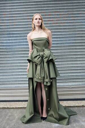 ヴィクター＆ロルフ(VIKTOR & ROLF) 2026年春夏ウィメンズコレクション  - 写真15