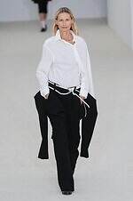 イッセイ ミヤケ 26年春夏コレクション - 身体と衣服の境界線｜写真15