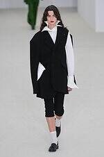 イッセイ ミヤケ 26年春夏コレクション - 身体と衣服の境界線｜写真16