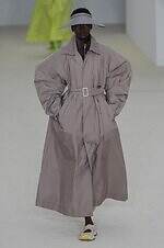 イッセイ ミヤケ 26年春夏コレクション - 身体と衣服の境界線｜写真29