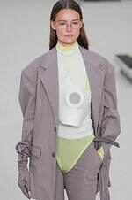 イッセイ ミヤケ 26年春夏コレクション - 身体と衣服の境界線｜写真32