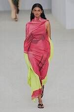 イッセイ ミヤケ 26年春夏コレクション - 身体と衣服の境界線｜写真48