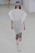 イッセイ ミヤケ 26年春夏コレクション - 身体と衣服の境界線｜写真56