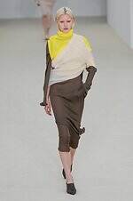 イッセイ ミヤケ 26年春夏コレクション - 身体と衣服の境界線｜写真77