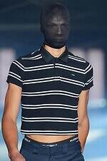 ヴェトモン 26年春夏コレクション - 露出と隠蔽、仮面性をテーマに｜写真23