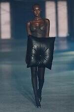 ヴェトモン 26年春夏コレクション - 露出と隠蔽、仮面性をテーマに｜写真61