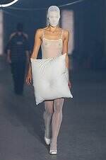 ヴェトモン 26年春夏コレクション - 露出と隠蔽、仮面性をテーマに｜写真62