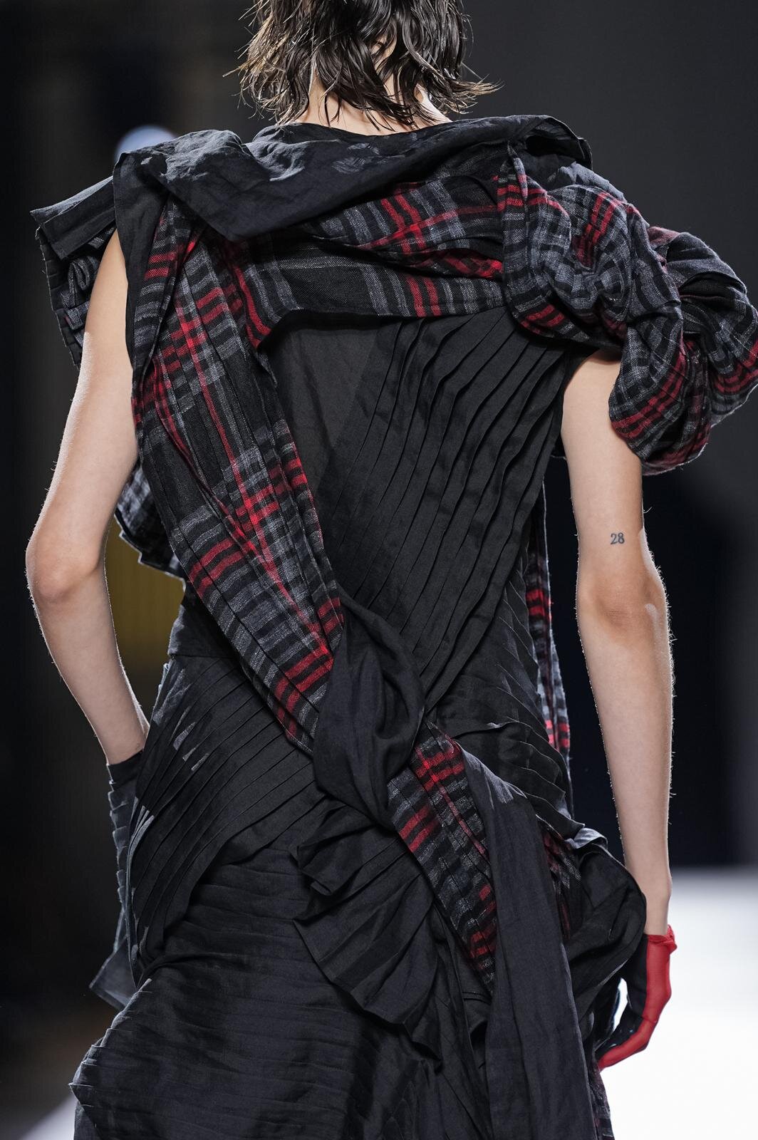 ヨウジヤマモト 2026年春夏<span>コレクション</span> - 写真55