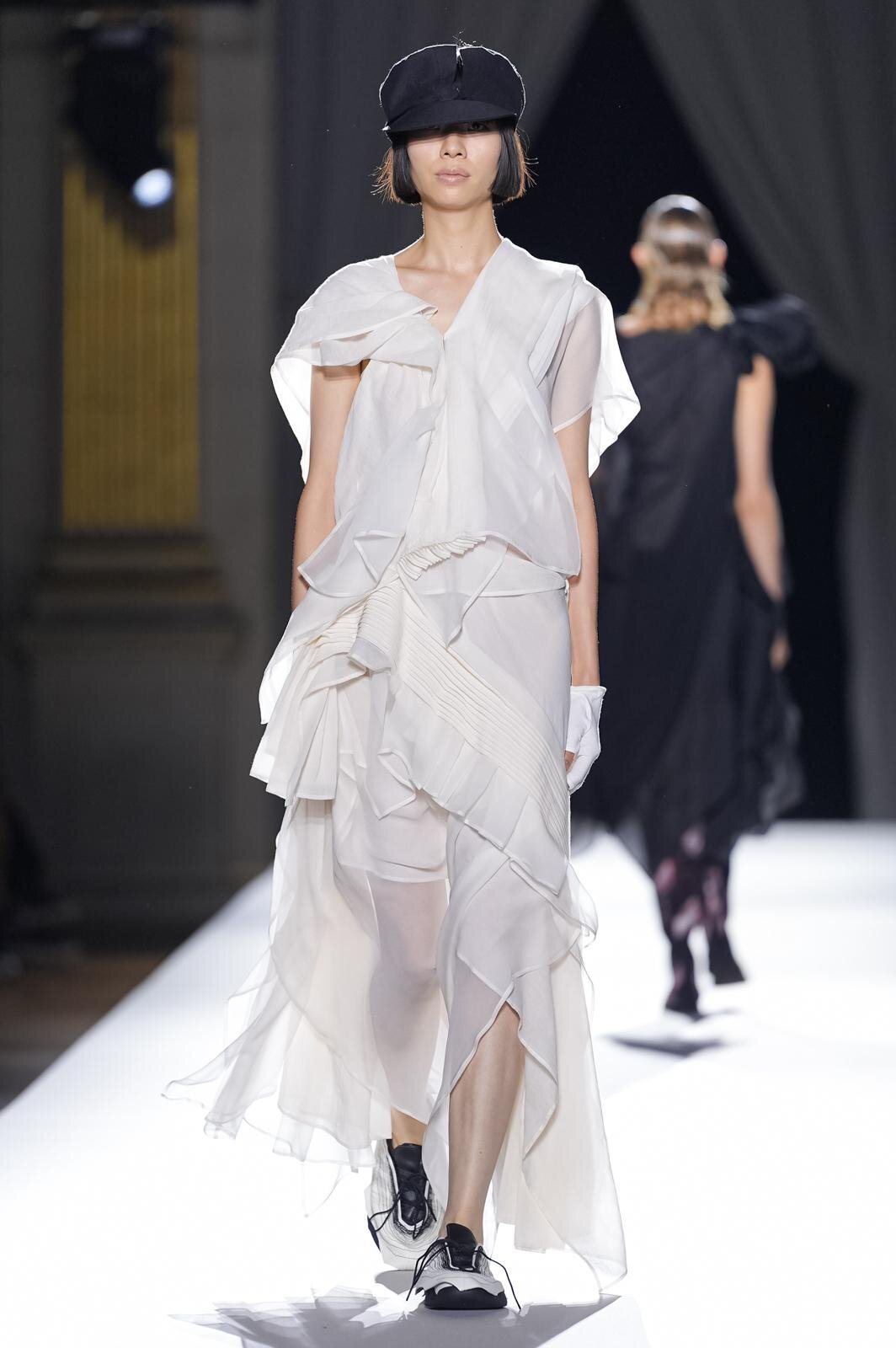 ヨウジヤマモト(Yohji Yamamoto) 2026年春夏ウィメンズコレクション  - 写真66