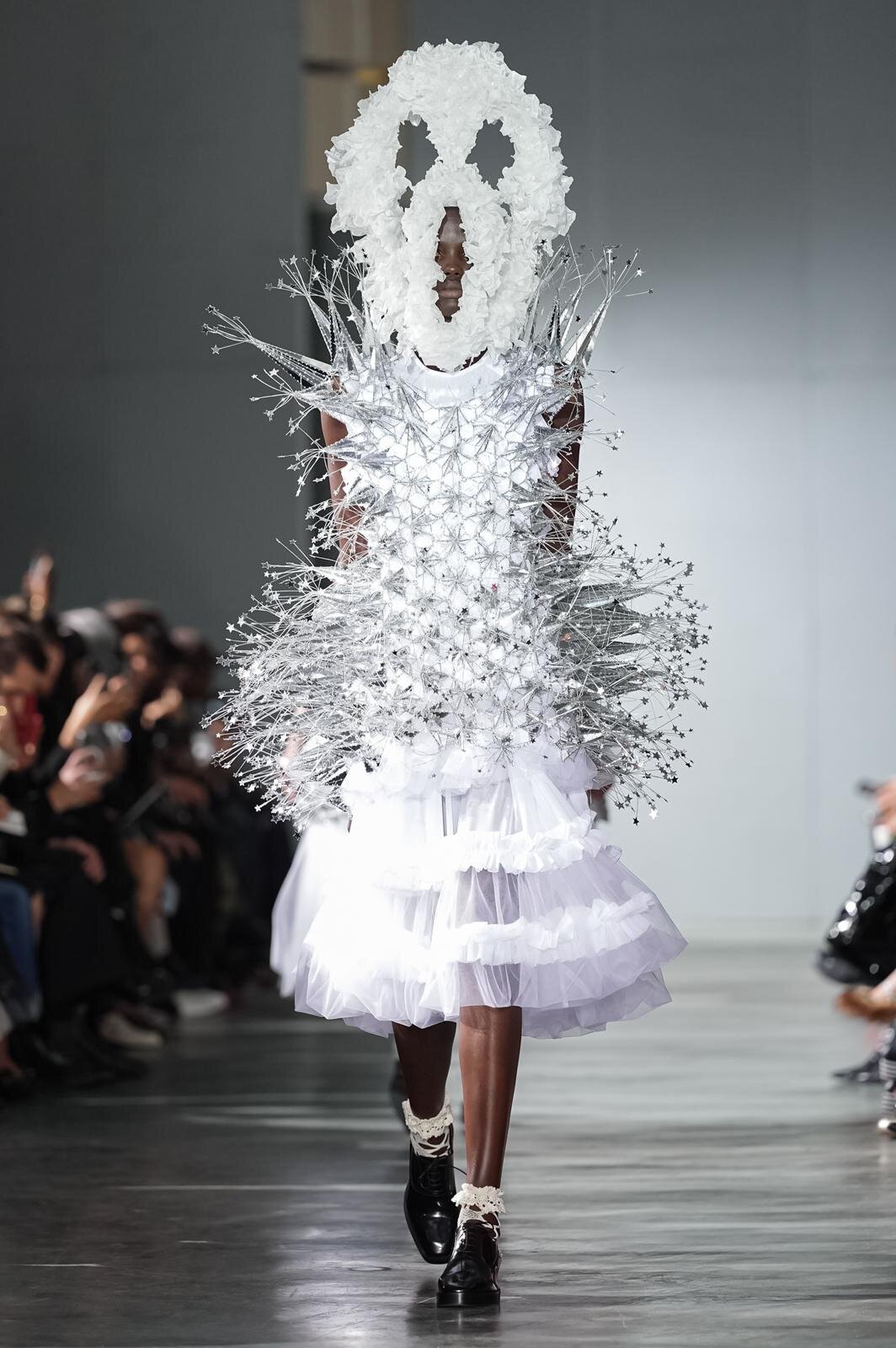 ノワール ケイ ニノミヤ(noir kei ninomiya) 2026年春夏ウィメンズコレクション  - 写真3