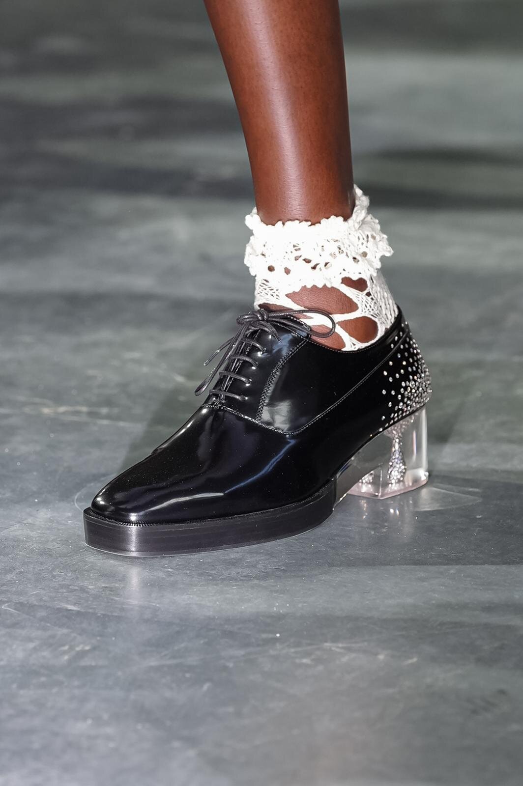 ノワール ケイ ニノミヤ(noir kei ninomiya) 2026年春夏ウィメンズコレクション  - 写真4