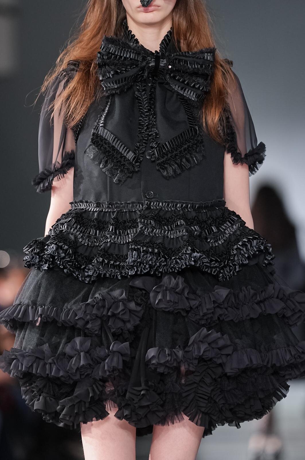 ノワール ケイ ニノミヤ(noir kei ninomiya) 2026年春夏ウィメンズコレクション  - 写真43
