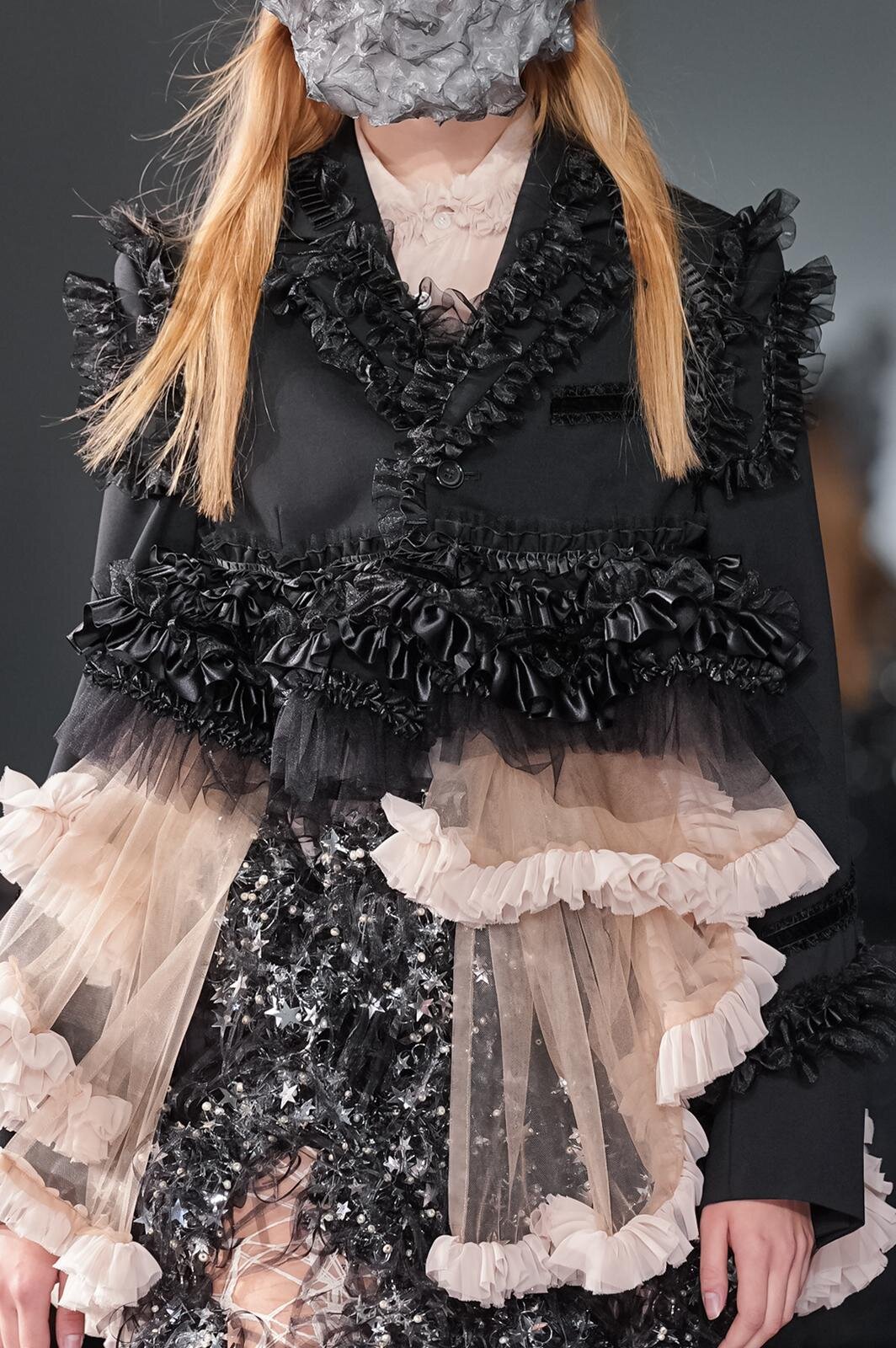 ノワール ケイ ニノミヤ(noir kei ninomiya) 2026年春夏ウィメンズコレクション  - 写真49