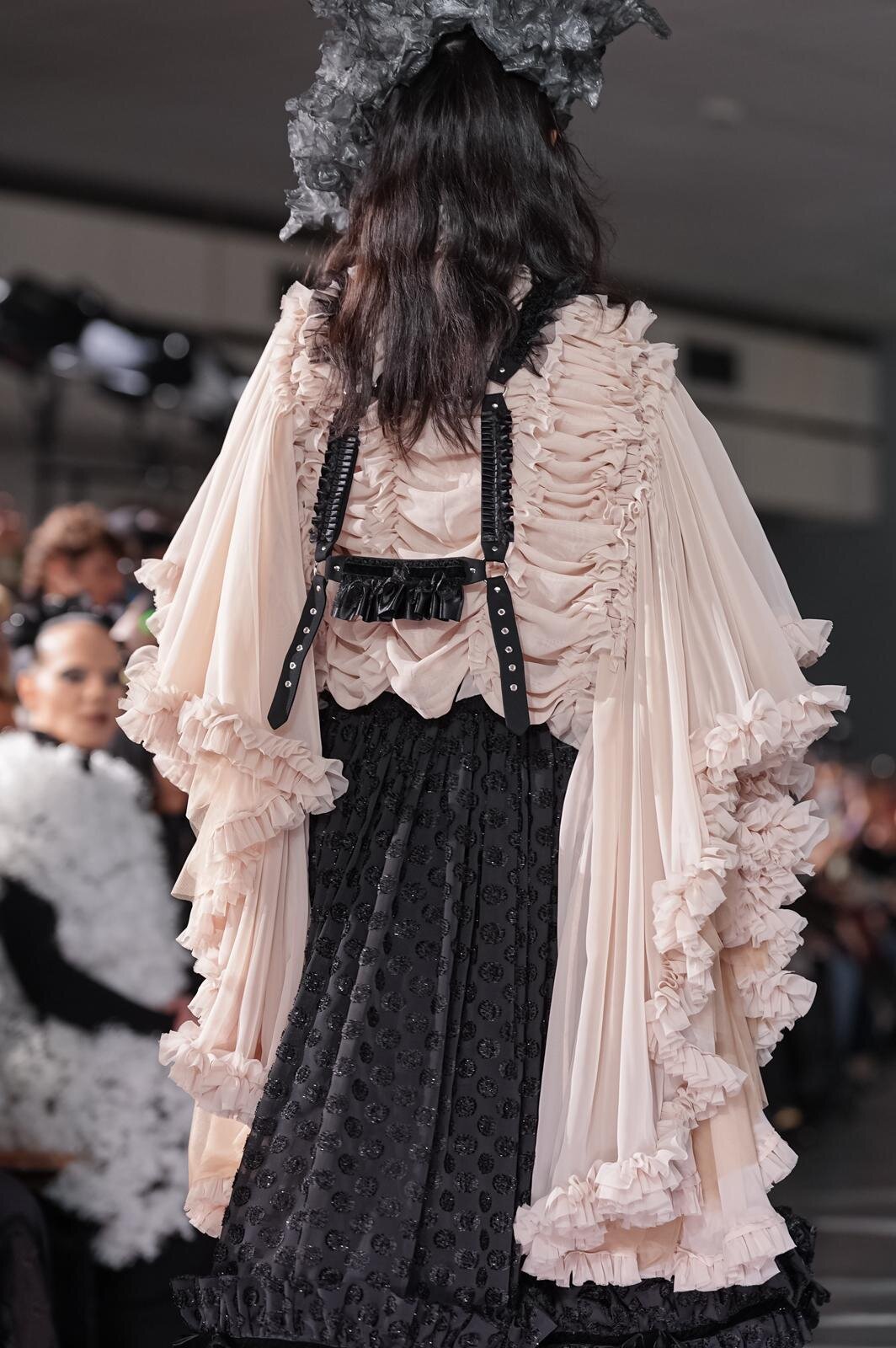 ノワール ケイ ニノミヤ(noir kei ninomiya) 2026年春夏ウィメンズコレクション  - 写真54