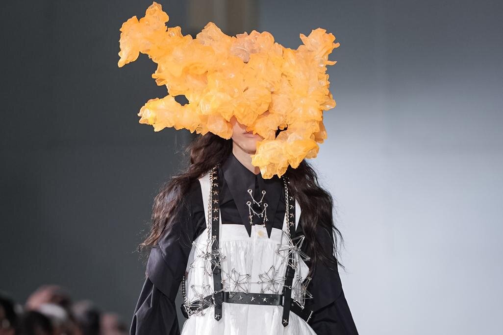 ノワール ケイ ニノミヤ 26年春夏コレクション- 星の煌めきを纏う