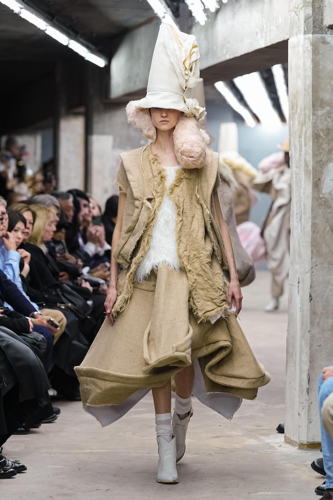 コム デ ギャルソン 2026年春夏<span>コレクション</span> - 写真33