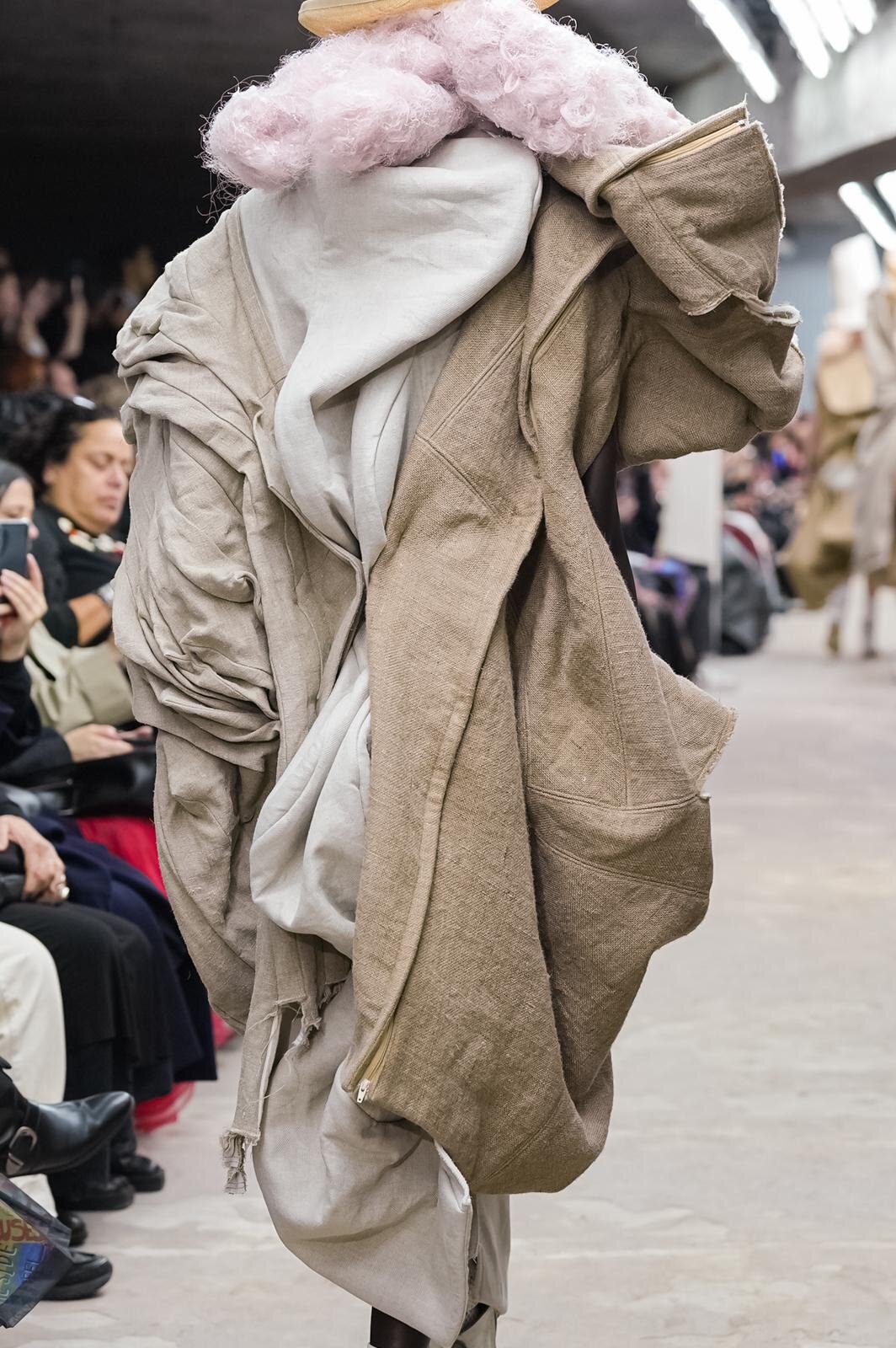 コム デ ギャルソン 2026年春夏<span>コレクション</span> - 写真37