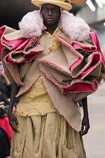 コム デ ギャルソン 26年春夏コレクション - ナチュラルで温かな安らぎ｜写真9