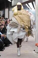 コム デ ギャルソン 26年春夏コレクション - ナチュラルで温かな安らぎ｜写真20