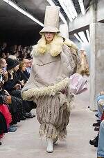 コム デ ギャルソン 26年春夏コレクション - ナチュラルで温かな安らぎ｜写真31