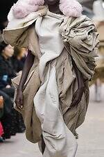 コム デ ギャルソン 26年春夏コレクション - ナチュラルで温かな安らぎ｜写真36