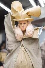 コム デ ギャルソン 26年春夏コレクション - ナチュラルで温かな安らぎ｜写真39