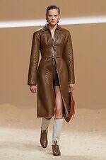 エルメス 2026年春夏ウィメンズコレクション - 海辺を駆ける女性騎手にインスパイア｜写真10