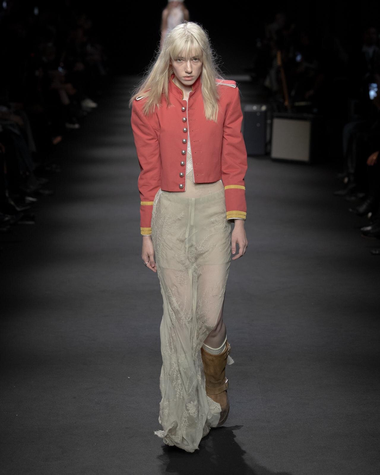 アン ドゥムルメステール 2026年春夏<span>コレクション</span> - 写真16