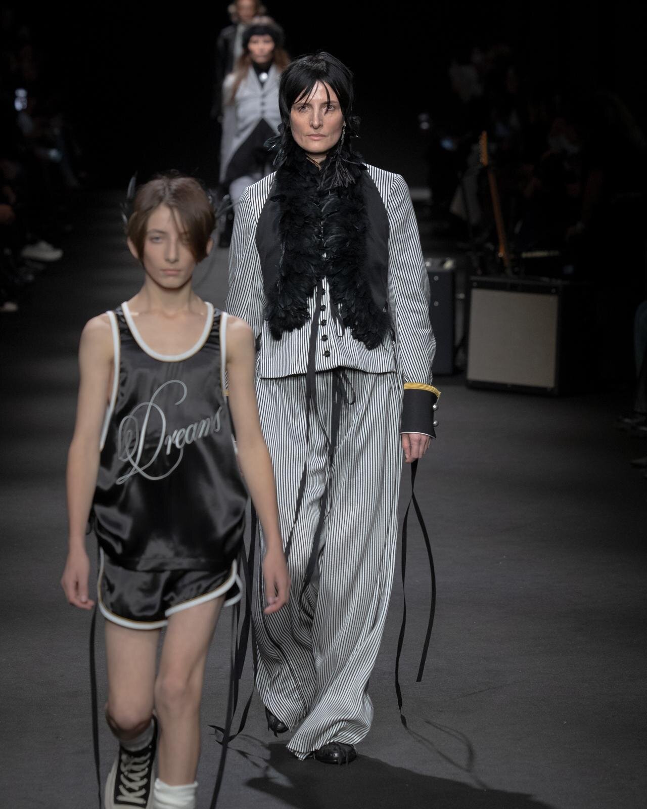 アン ドゥムルメステール 2026年春夏<span>コレクション</span> - 写真28
