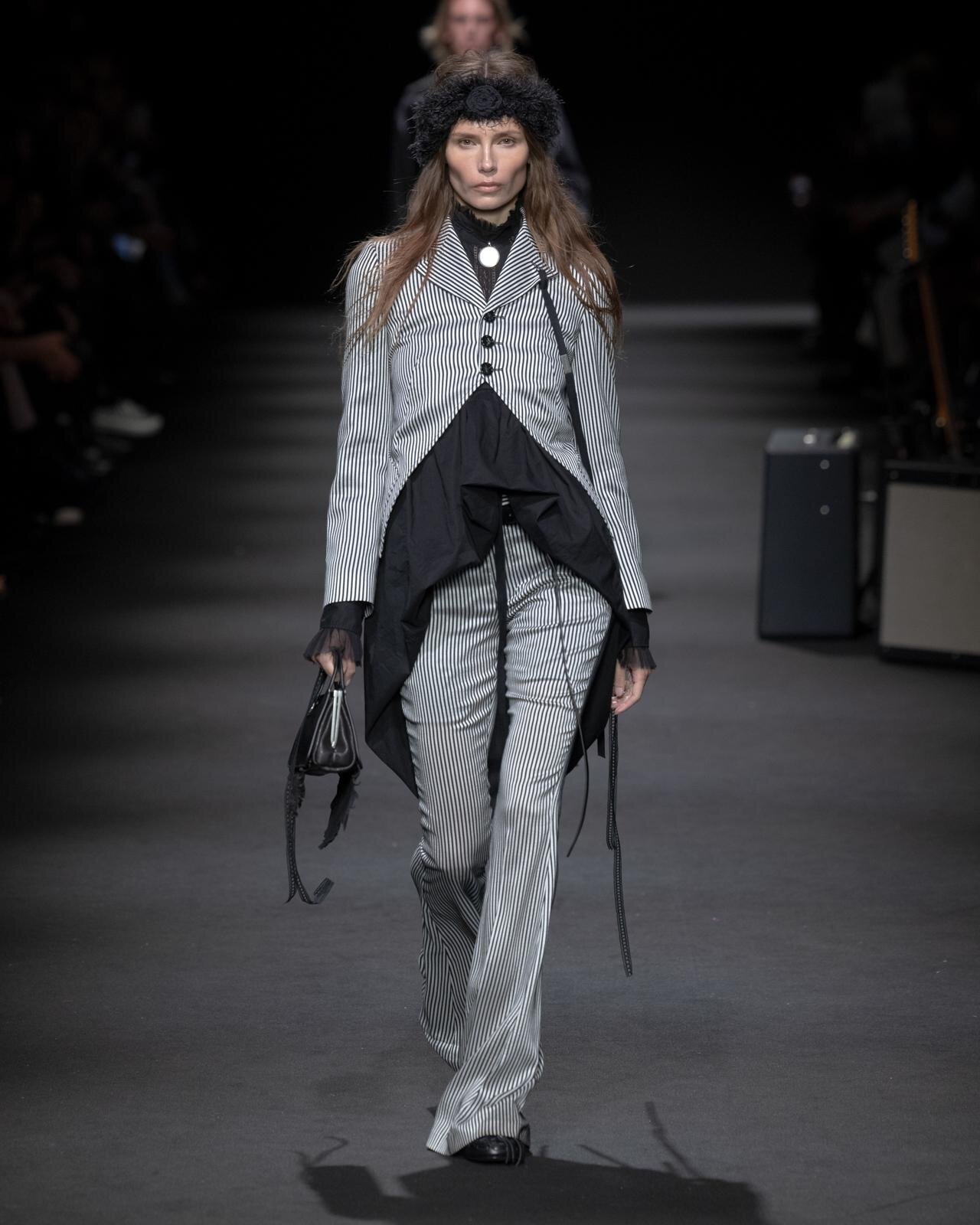 アン ドゥムルメステール 2026年春夏<span>コレクション</span> - 写真29